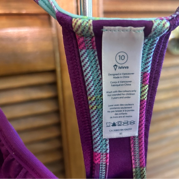 Ivivva size 10 double Dutch tank with the ability to add cups - Picture 3 of 5